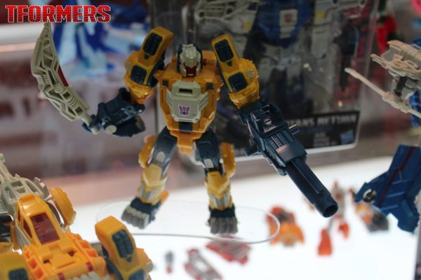 SDCC 2016   Generations Platinum Series And Titans Return Preview Night Display 139 (139 of 157)